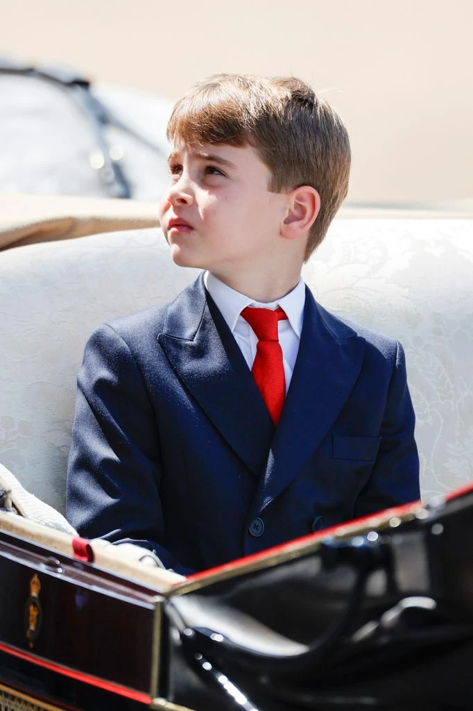 Prince Louis arriva a Trooping The Colour
